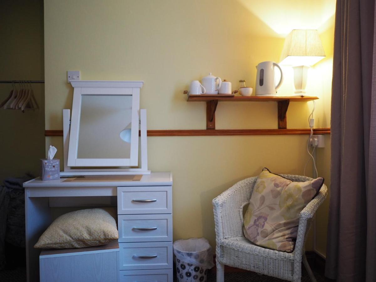 Inglewood Lodge B&B Naas Bagian luar foto